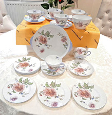 SHELLEY STUNNING TEA SERVICE-OUTSTANDING -FREE POST IN THE UK.