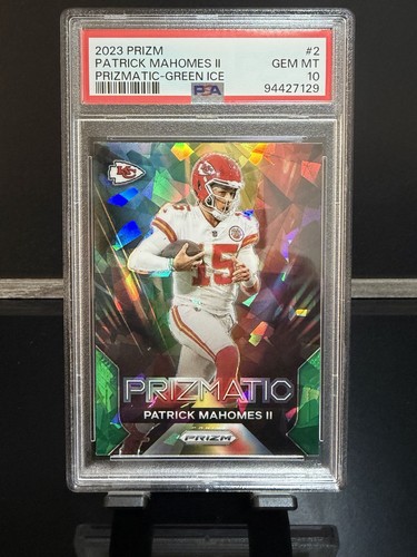 2023 Panini Prizm Patrick Mahomes II Chiefs Prizmatic #2 Green Ice PSA 10