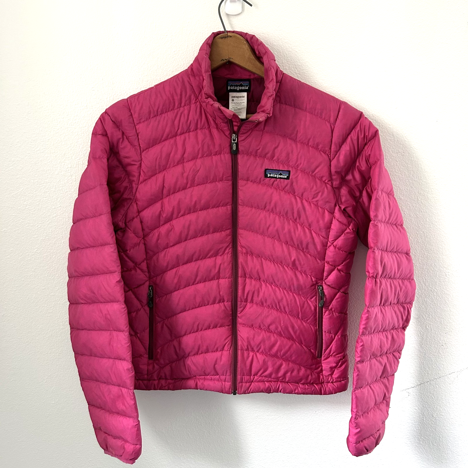 PATAGONIA Down Sweater Jacket WOMENS MEDIUM Pink Quilted Full Zip Puffer COAT