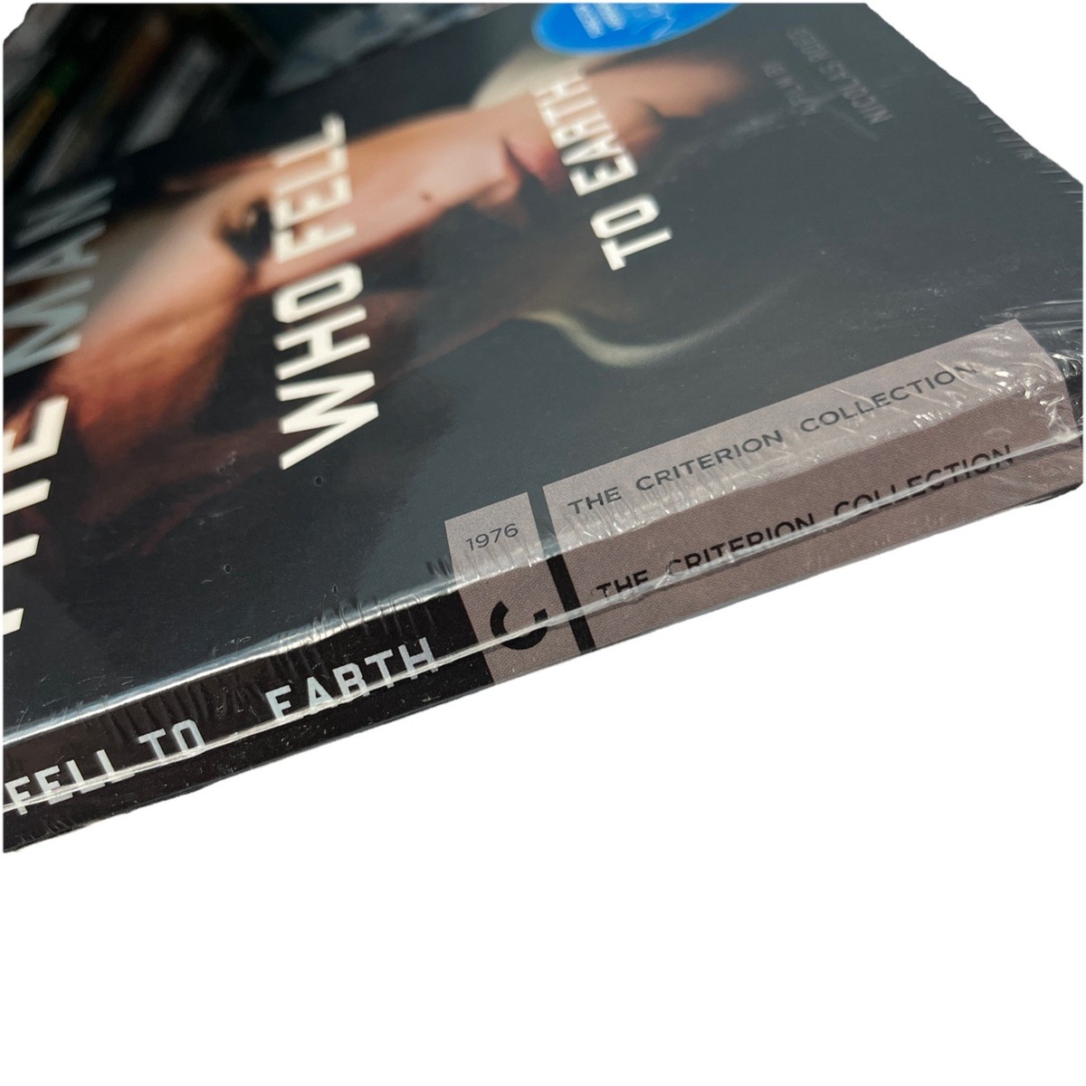 洋画・外国映画 The Man Who Fell to Earth Criterion DVD The Man Who Fell To Earth (Blu-ray Disc, 2008, Criterion
