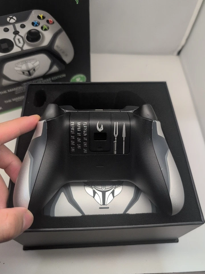 Razer Star Wars The Mandalorian limited edition Xbox One controller Read desc. - Image 4 of 4