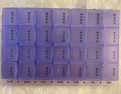 Neu Wöchentliche Pillendose 7 Tage für 4 mal täglich Tabletten Medizin Aufbewahrung Spender 