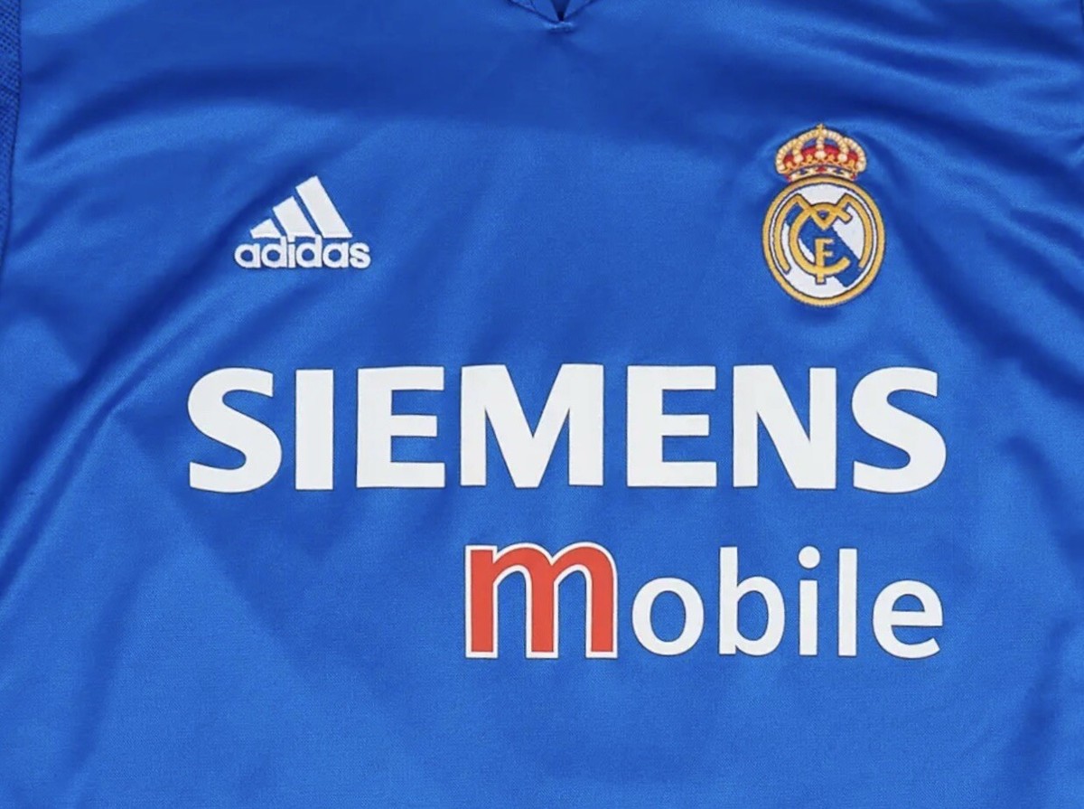 Real Madrid SIEMENS Mobile away sponsor 2004/05 football heat