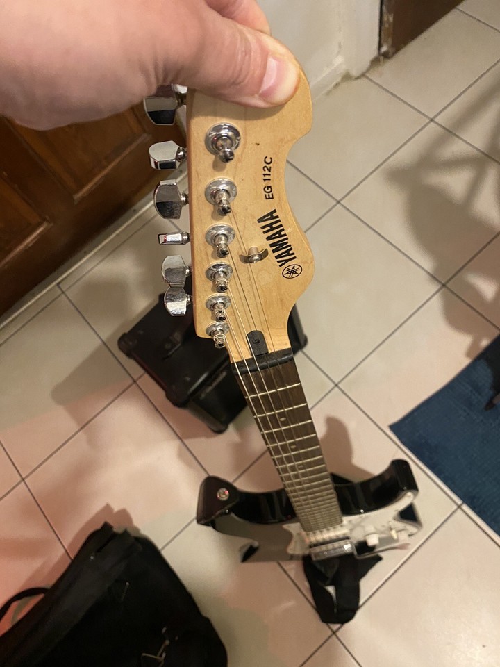 Yamaha EG112C Electric Guitar And Yamaha amplifier eBay