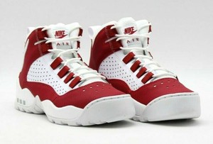 air darwin red and white