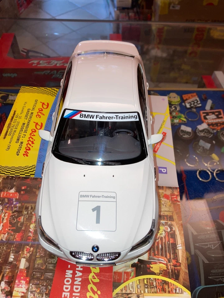 08539RTB KYOSHO 1 18 BMW M5 NURBURGRING TAXI 2008 NEW SHIPPING WORLDWIDE - Immagine 3 di 4