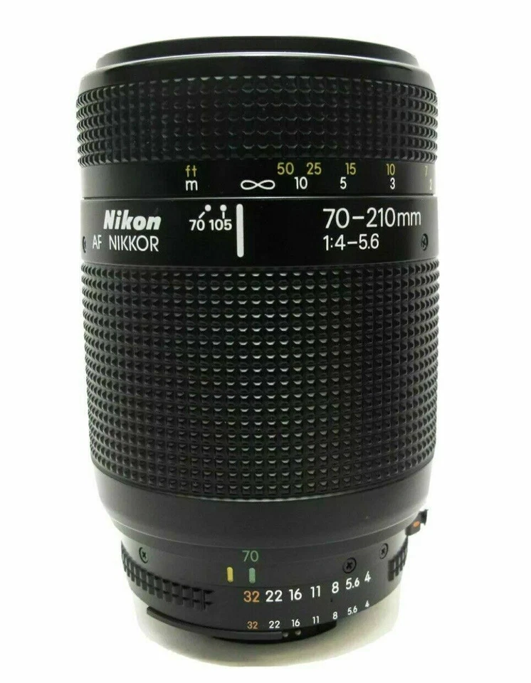 Lente Nikon AF Nikkor 70-210 mm f/4-5,6 Foto 2 de 4