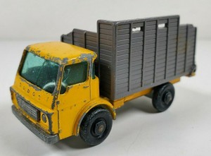 diecast cattle trucks