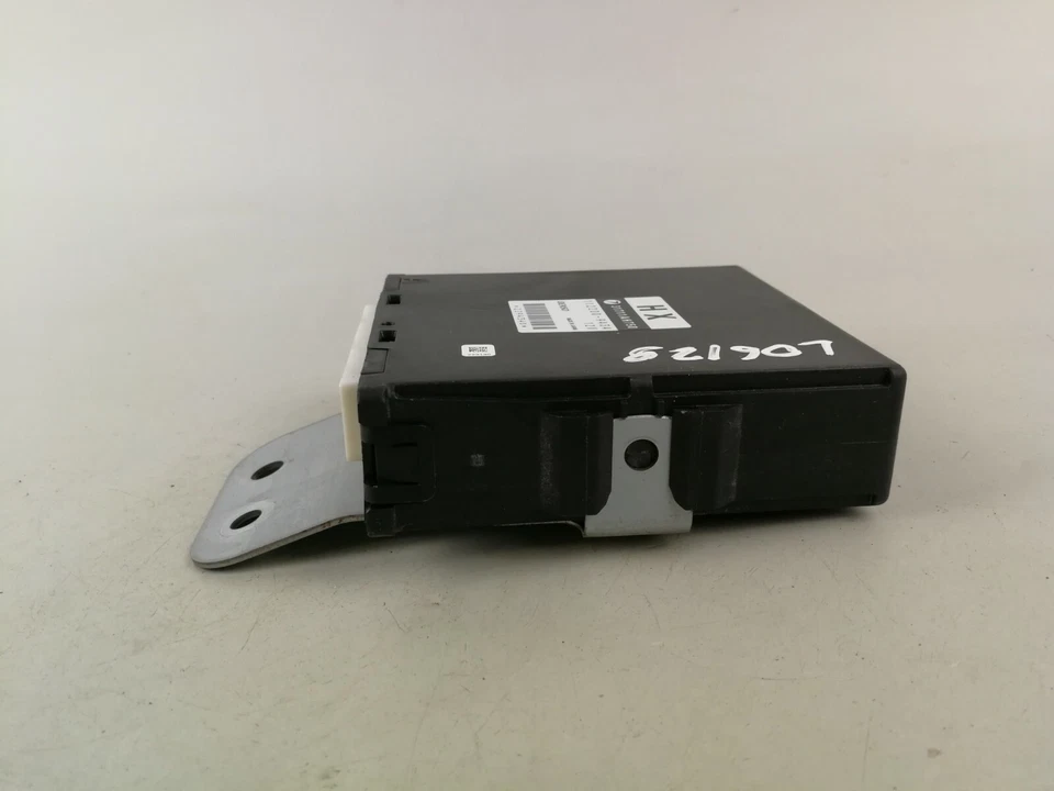 2003 - 2009 Subaru Legacy Outback Automatic Gearbox Control Module 31711AH750 Foto 4 de 4