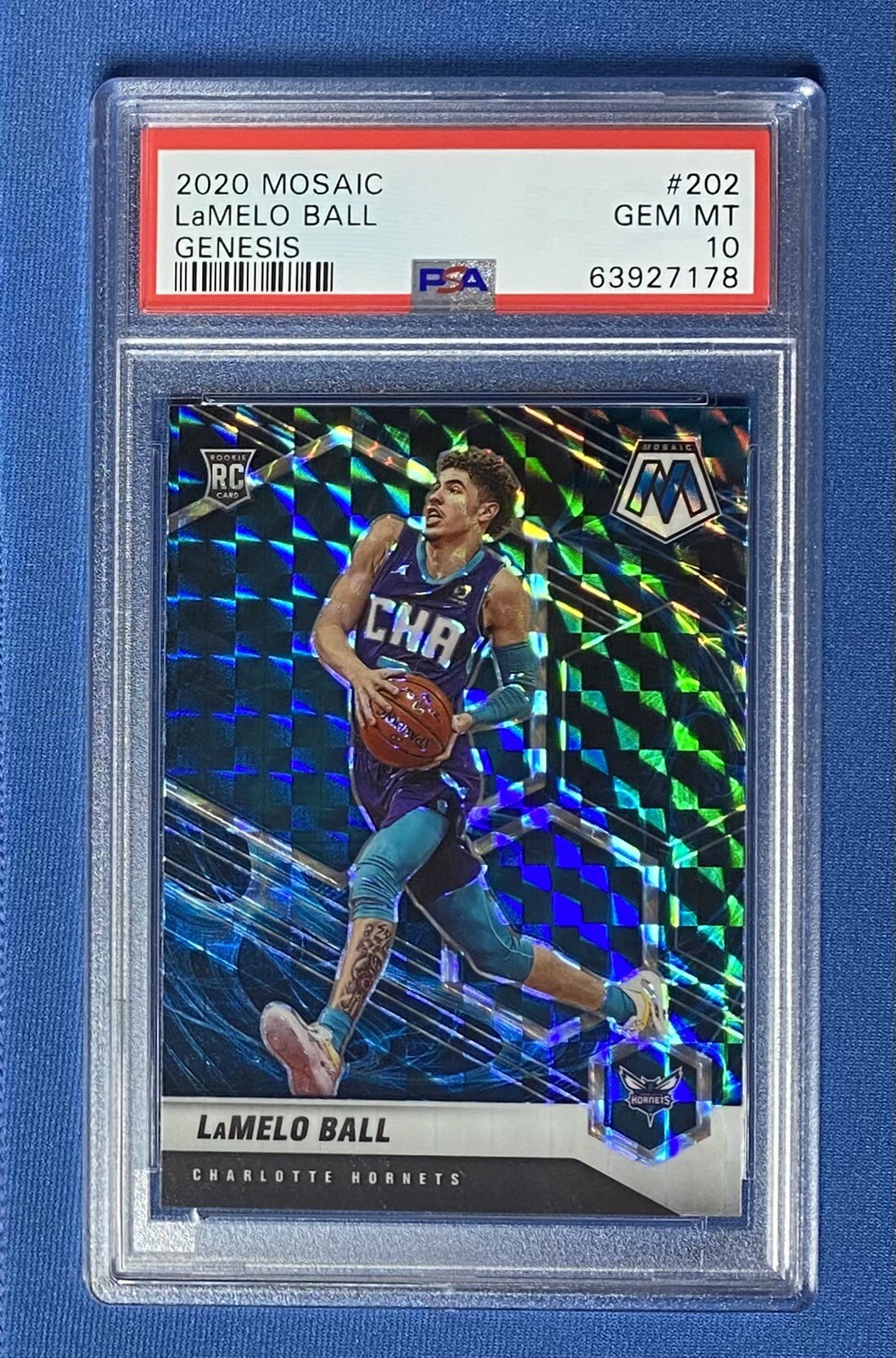 2020 Panini Mosaic Lamelo Ball Genesis Prizm PSA 10 RC Hornets #202