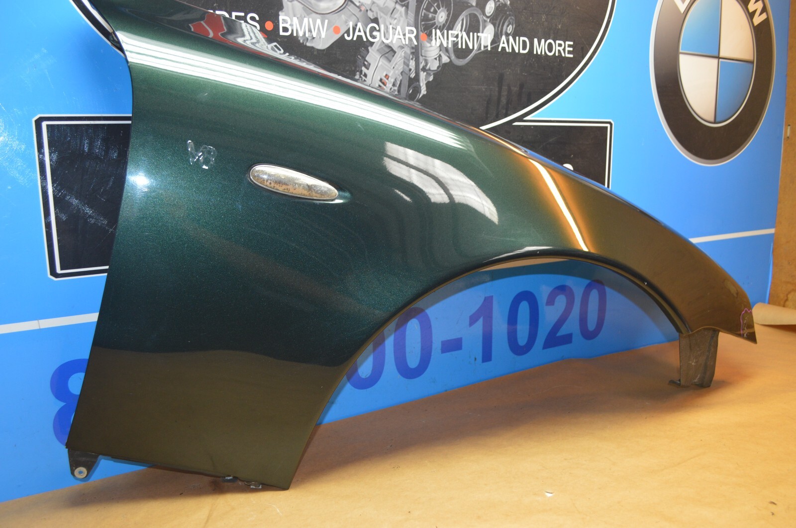 2004 M138 MASERATI M128 GT COUPE FRONT RIGHT PASSENGER SIDE GREEN FENDER