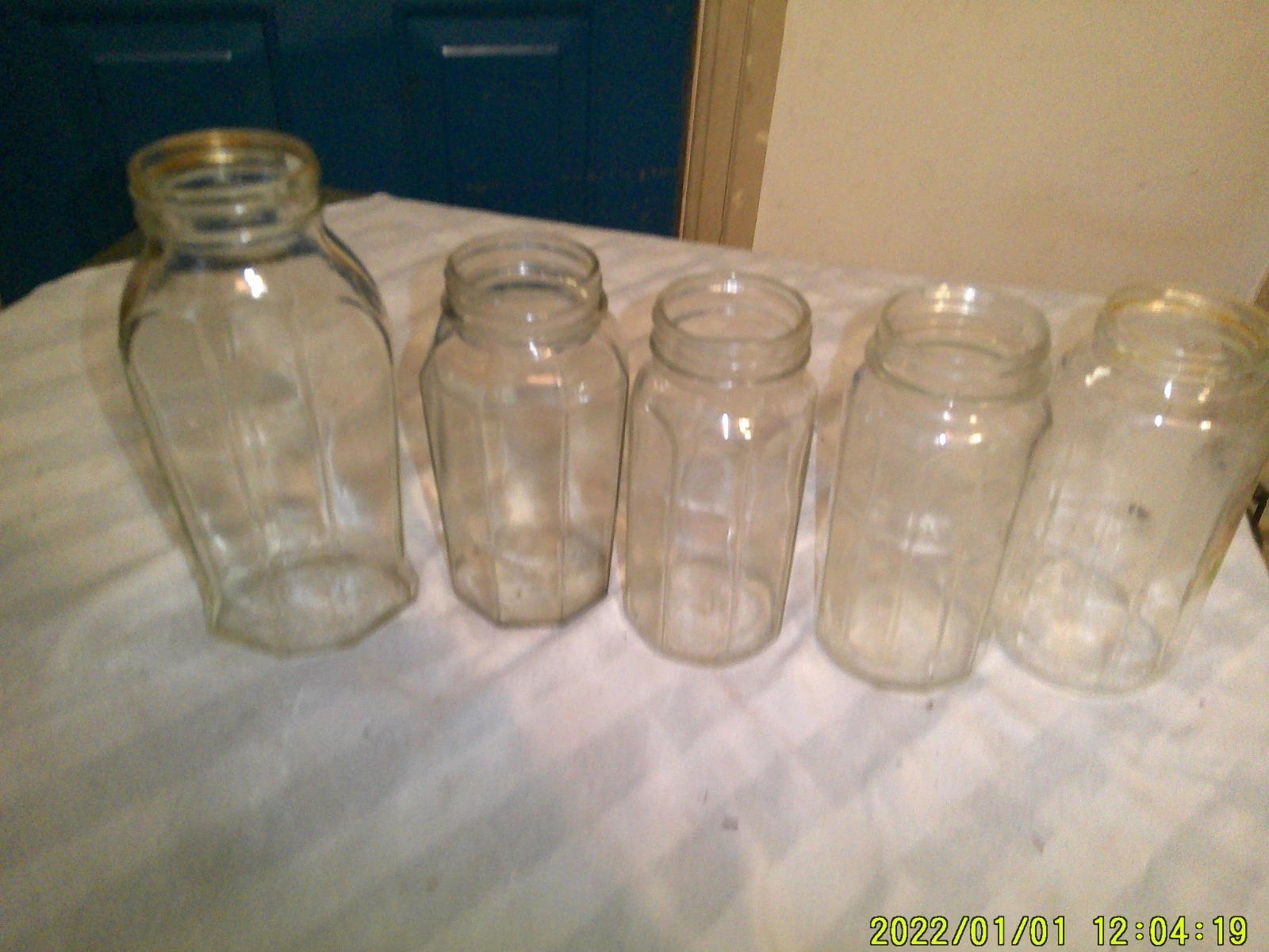 5 VINTAGE CLEAR GLASS JARS OCTAGON SHAPES 4 STYLES
Opens in a new window or tab