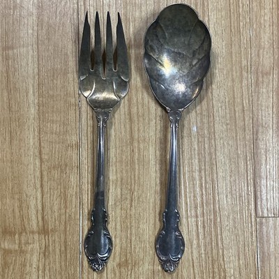 Holmes & Edwards IS 9  Silverplate Deep Silver Scalloped Serving Fork And Spoon