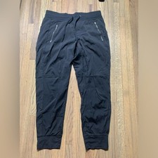 Athleta Trekkie north jogger black 8