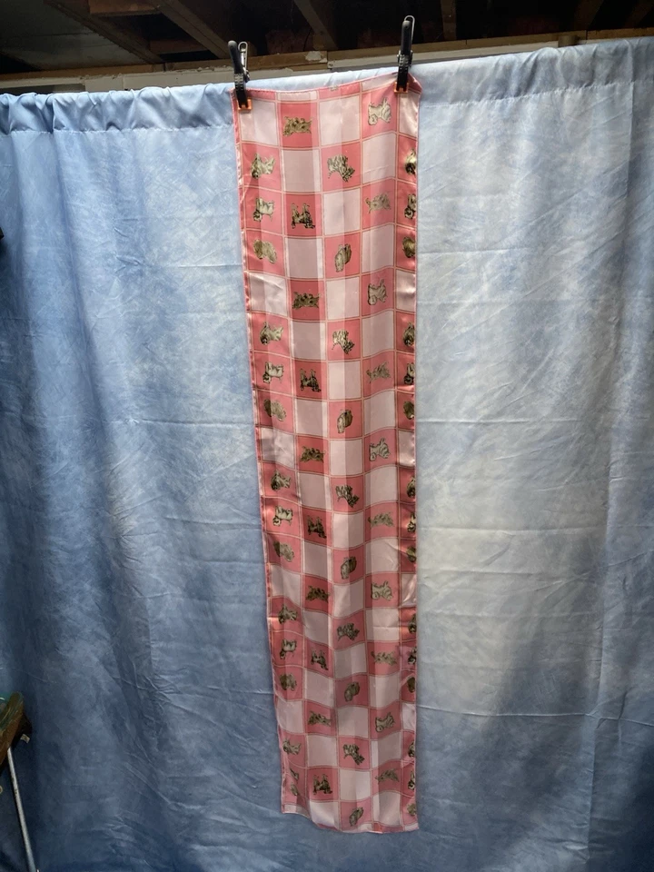 复古 20 世纪 80 年代女式粉色长方形围巾涤纶狗印花 13x60” — 第 4/4 张图片