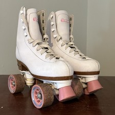 Pink And White Chicago Roller Skates Size 7 Fair Condition Woman  s