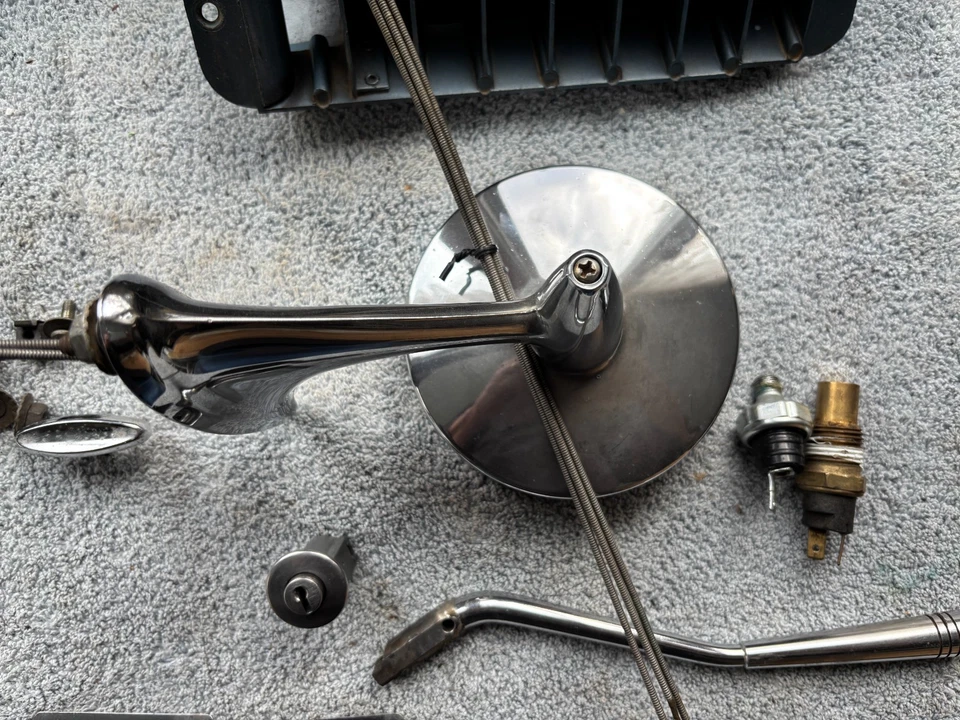 Pontiac Catalina Bonneville 1961 Asst. PIEZAS INDICADOR DE VENTILACIÓN CALENTADOR ESPEJO REMOTO Foto 3 de 4