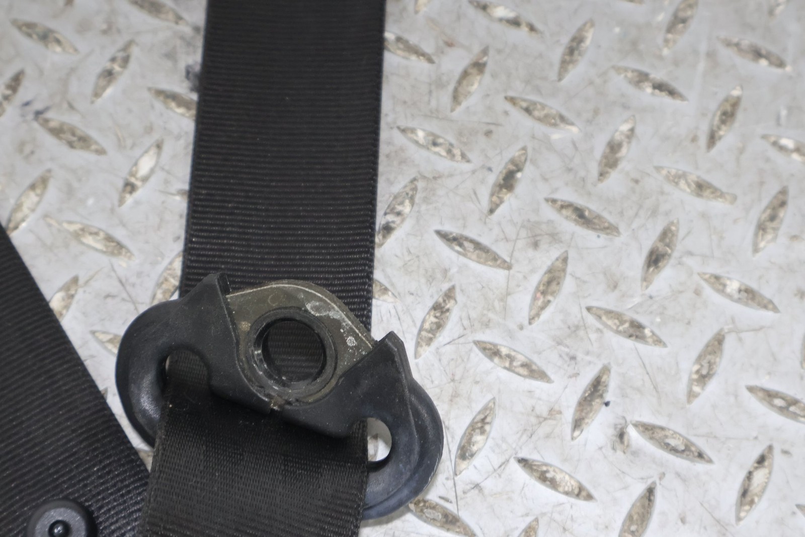 2006-2012 Bentley Flying Spur Front Left Driver Seat Belt Retractor (Black)