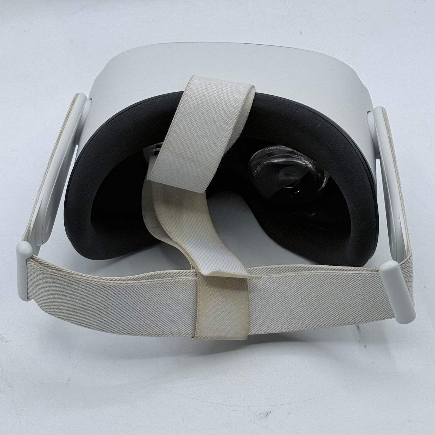 Meta Quest 2 128GB Standalone All-in-One VR Headset KW49CM Unit Only