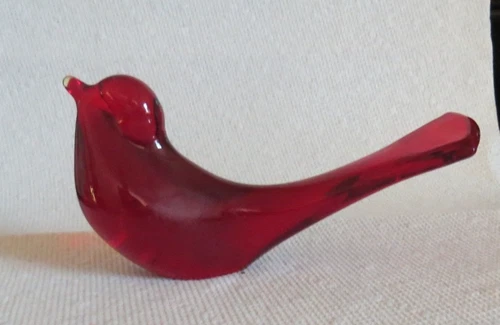 Bird Of Happiness Pilgrim Glass Fenton Long Tail Bird  Red  6"  excellent