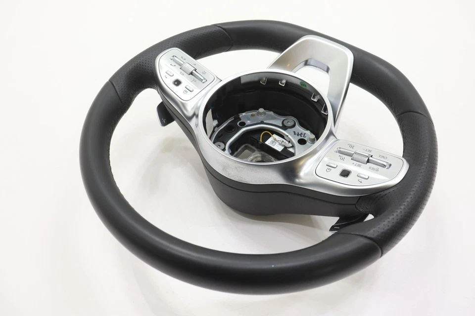 2019 - 2023 MERCEDES CLS450 C257 STEERING WHEEL W/ SWITCH BUTTON OEM A0050071699 - Image 4 of 4