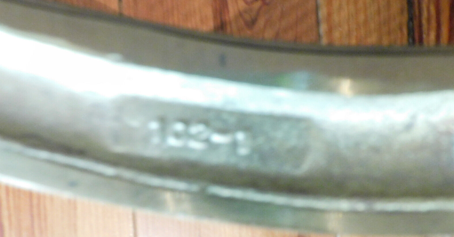 WILLIAMSBURG NEVER USED VIRGINIA METALCRAFTERS BRASS FIREPLACE FENDER