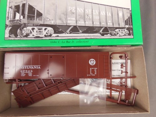 KIT COCHE CAJA PUERTA ÚNICA ESCALA HO BOWSER PENNSYLVANIA 67528 X-31a 40' | Zustand: New