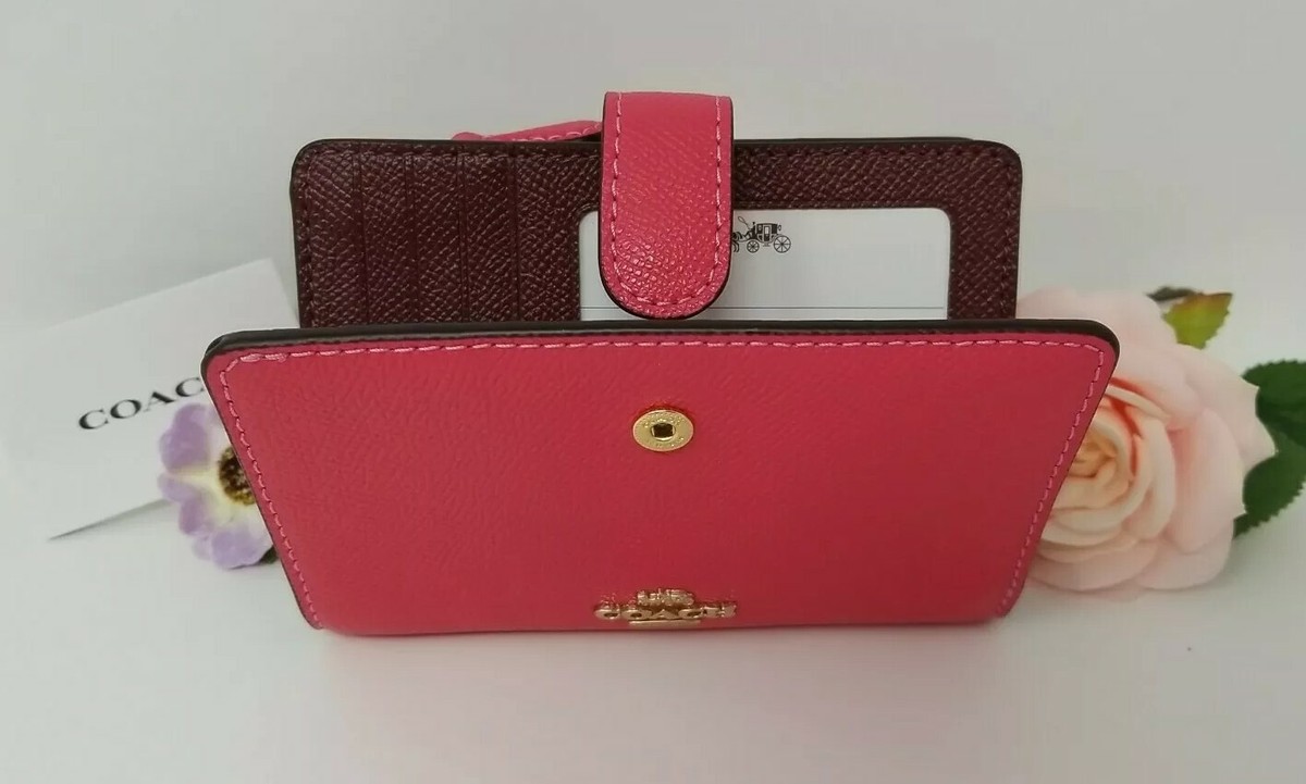 【Coach】Corner Zip Wallet コーナージップ折り畳み財布 pink 🌟🌷Coach Corner Zip Wallet Snap Closure Leather Electric