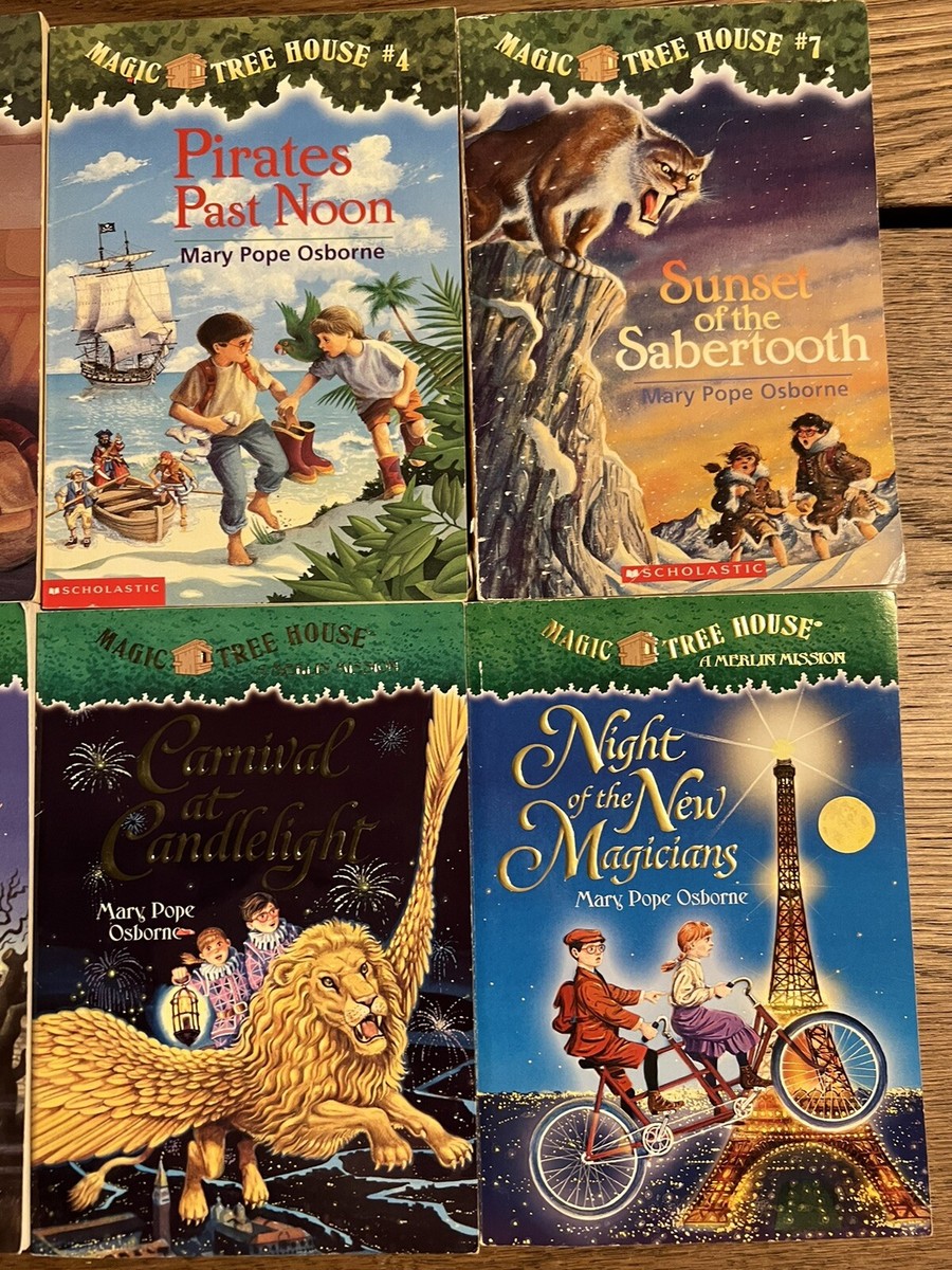 Lot of 8 Magic Tree House Books 2, 3,4,7, 24,30 And 2 Magic Merlin