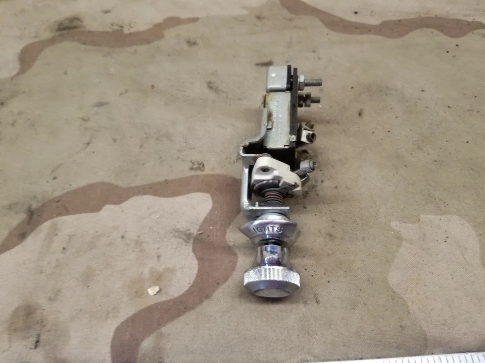 Interruptor de luz de cabeza de faro Packard Caribbean 400 Patrician Clipper NOS Foto 4 de 4