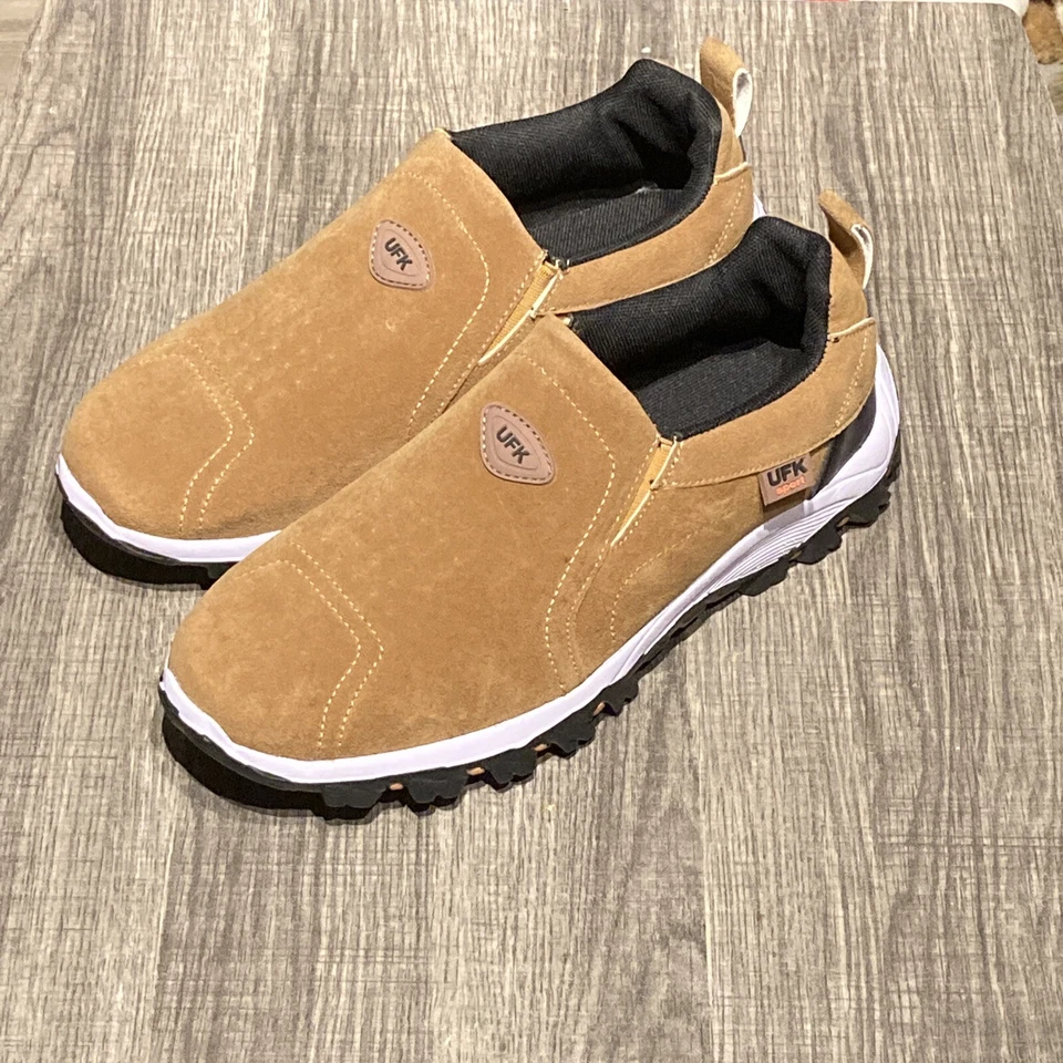 Zapatos deportivos UFK para hombre talla 8 - excelente estado - pequeño punto en la parte delantera - zapato derecho Foto 2 de 4