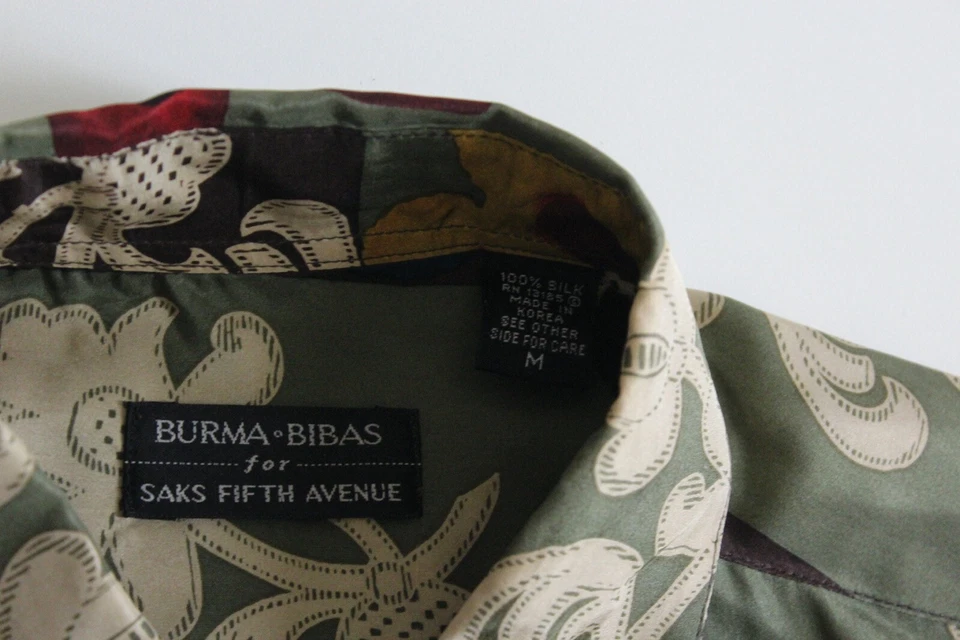 COMO NUEVO Birmania Bibas Saks Fifth Avenue 100% Seda Floral Camisa Manga Corta M Foto 3 de 4