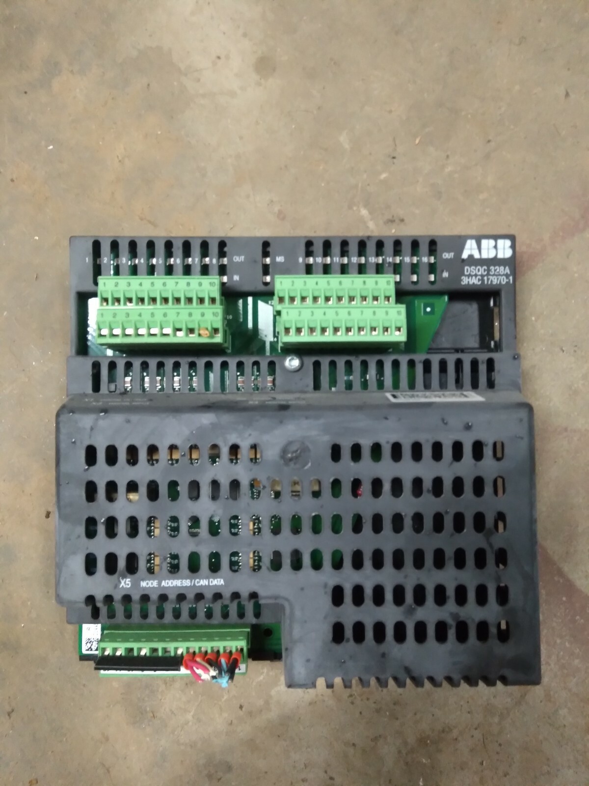 ABB DSQC 328A 3HAC 17970-1 I/O UNIT