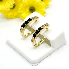 14K Gold Plated Black & Clear Crystals Oval Hoop Earrings. Elegant. Oro Laminado