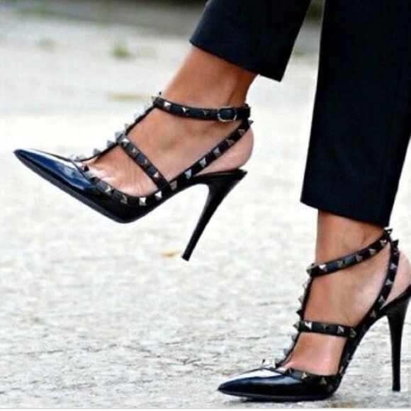 1100 37.5 Valentino Garavani Black Leather Rock Stud 100mm Caged