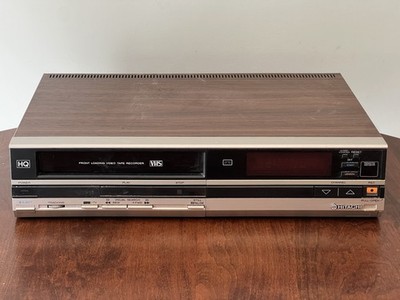 Vintage VERY RARE Hitachi Video Deck VT-1100AR Wood Grain VTG