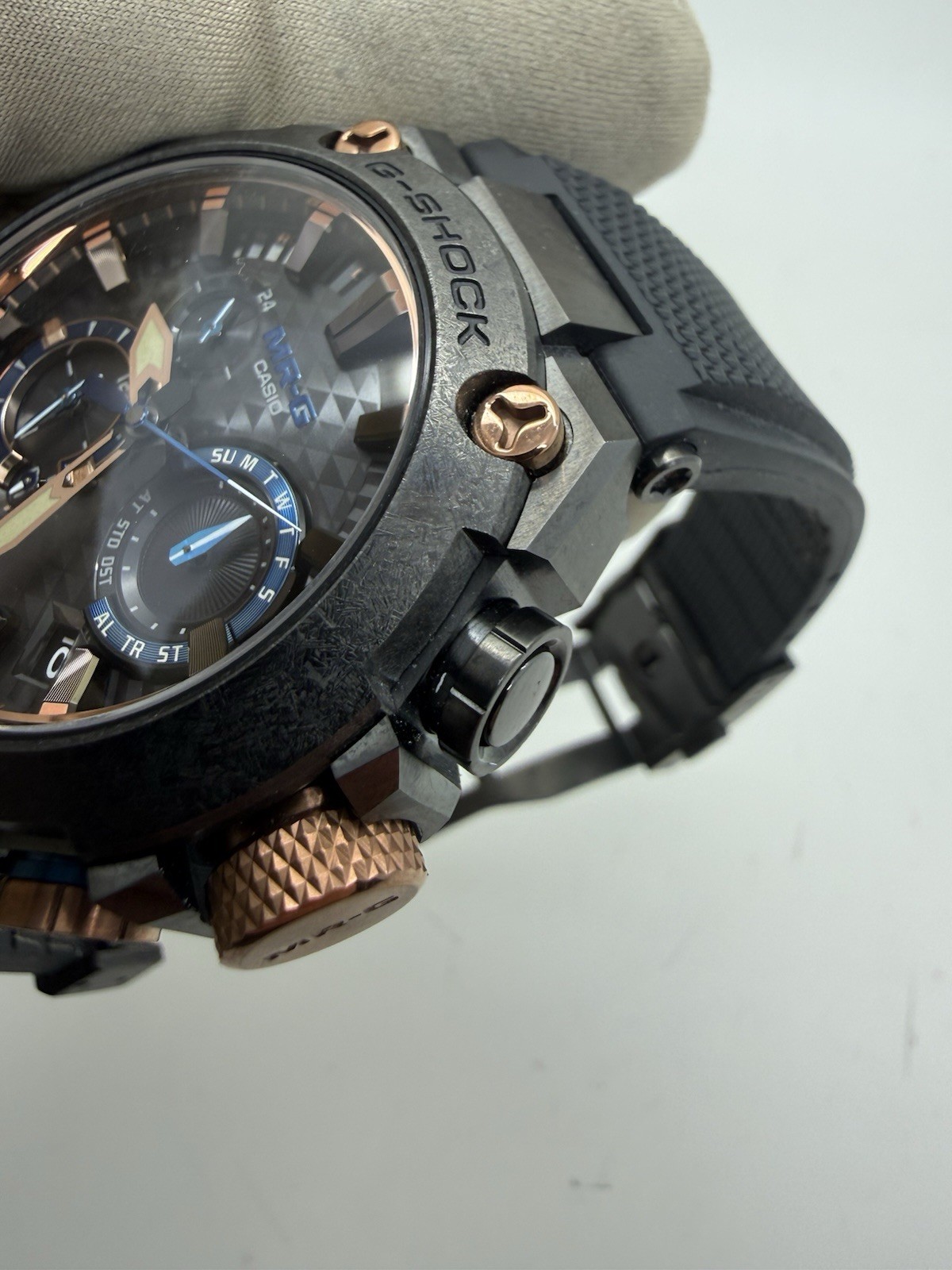 G-Shock MRG 49mm Titanium Rubber Quartz Blue Black Watch MRG-B2000R-1AJR w/ Box image 5