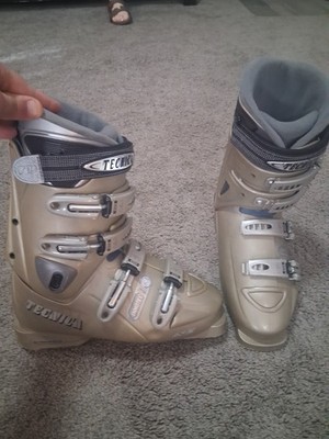 Tecnica Innotec 7.1 Women's Ski Boots Size 26.0 Mondo US 9 Made in Italy 
