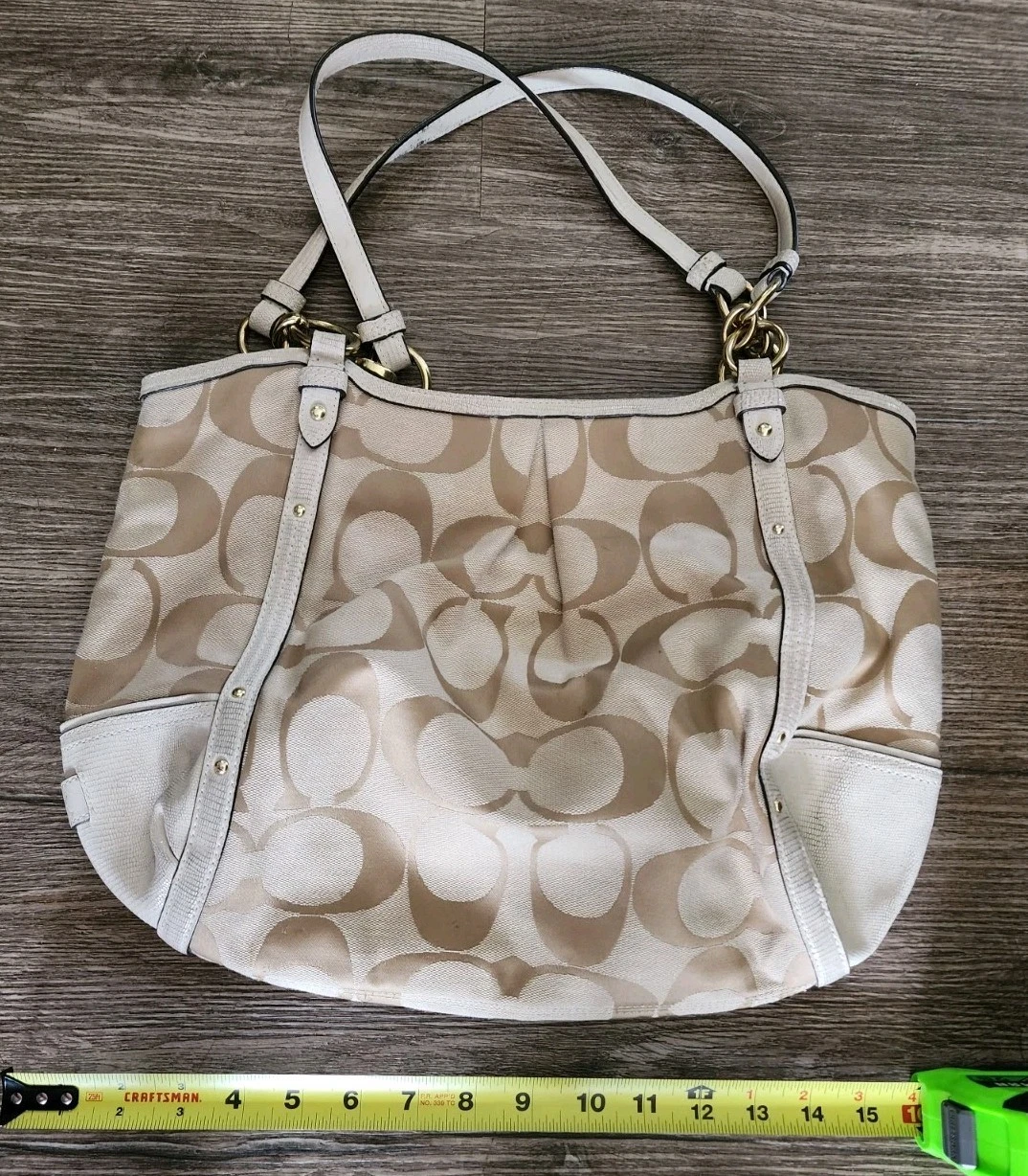 Borsa a tracolla Coach Alexandra beige media firma CC tela con pelle F21919