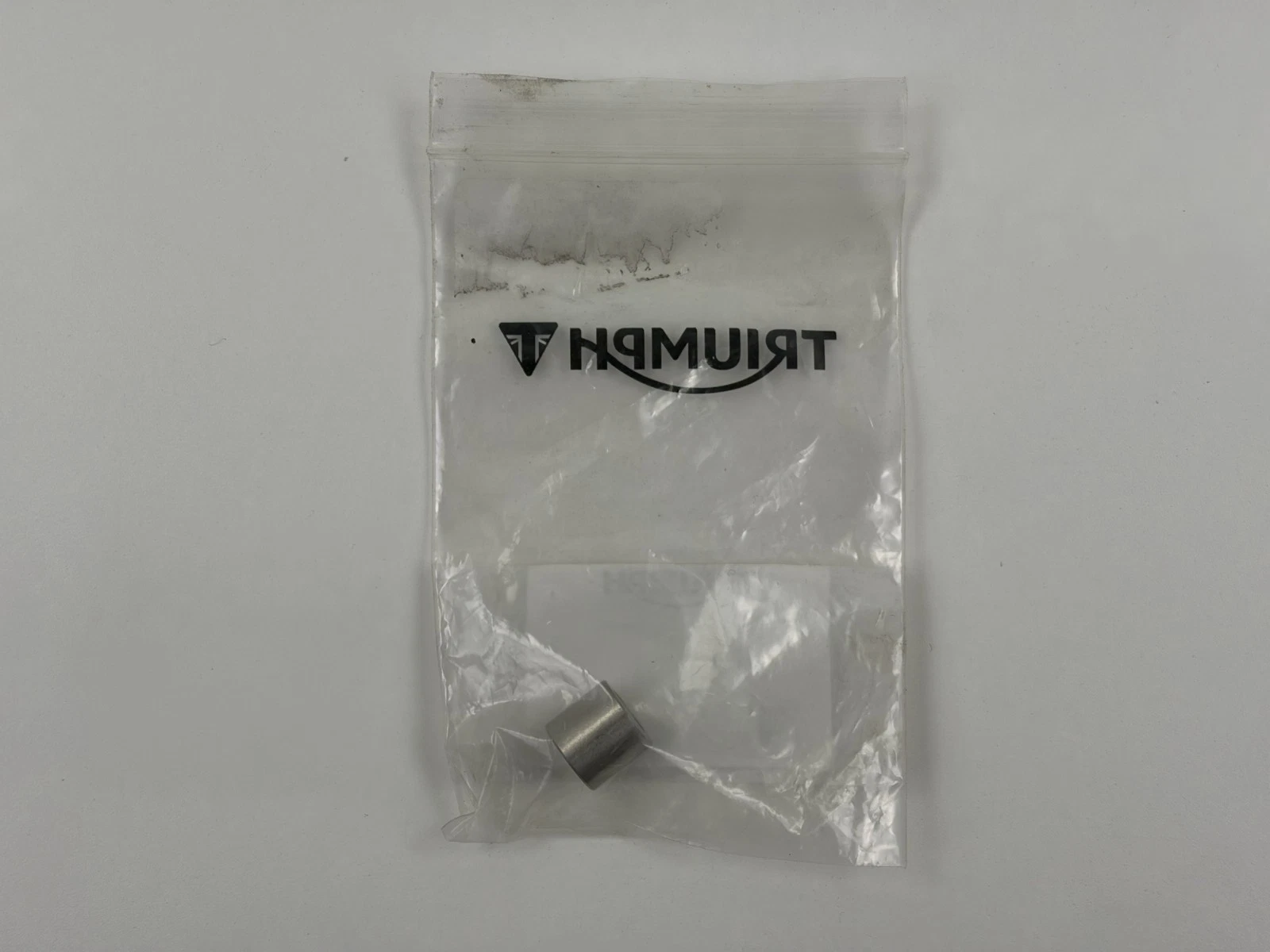 T2705108 | Triumph | Spacer