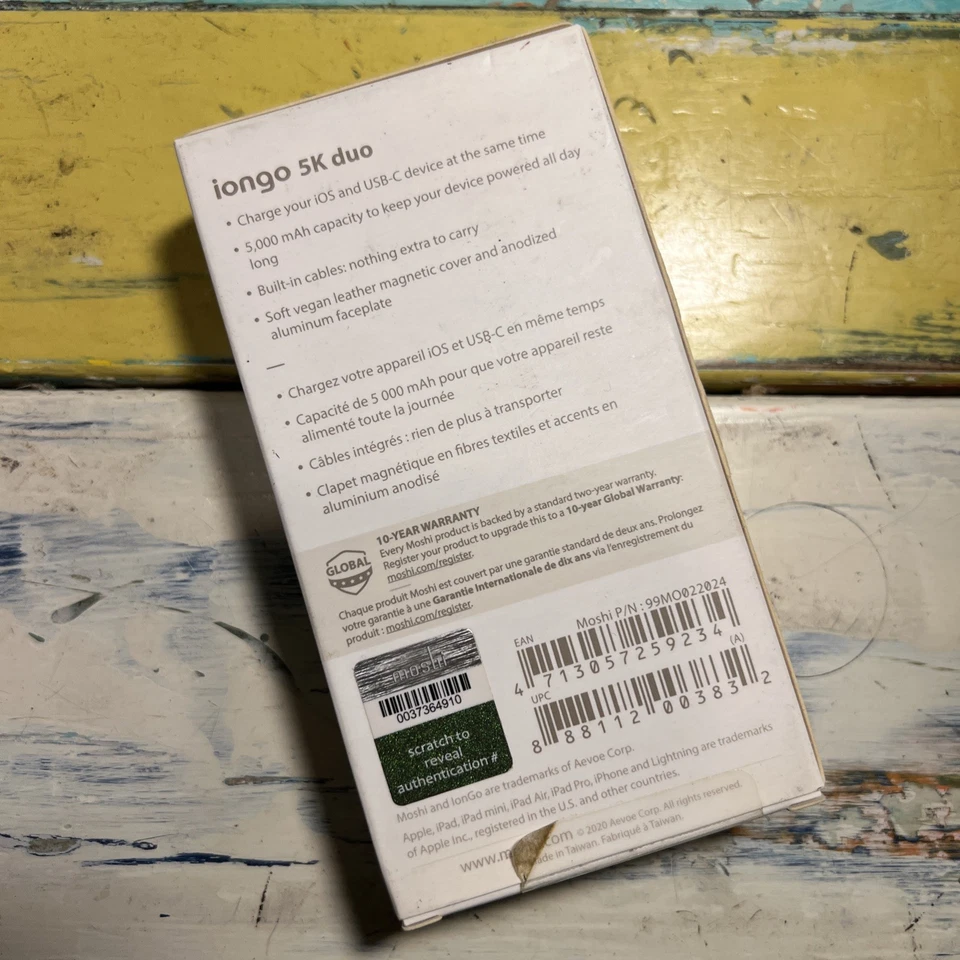 Batería portátil Moshi IonBank 5K con conector Lightning certificado MFi Foto 2 de 4