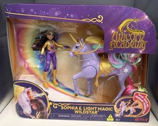 Unicorn Academy Sophia Light Magic Wildstar Rainbow Light Up Doll Set
