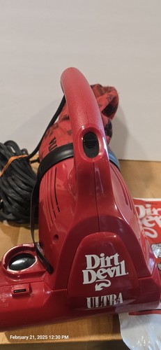 Dirt Devil By Royal Moldel 08230. New Bag. - Picture 2 of 17