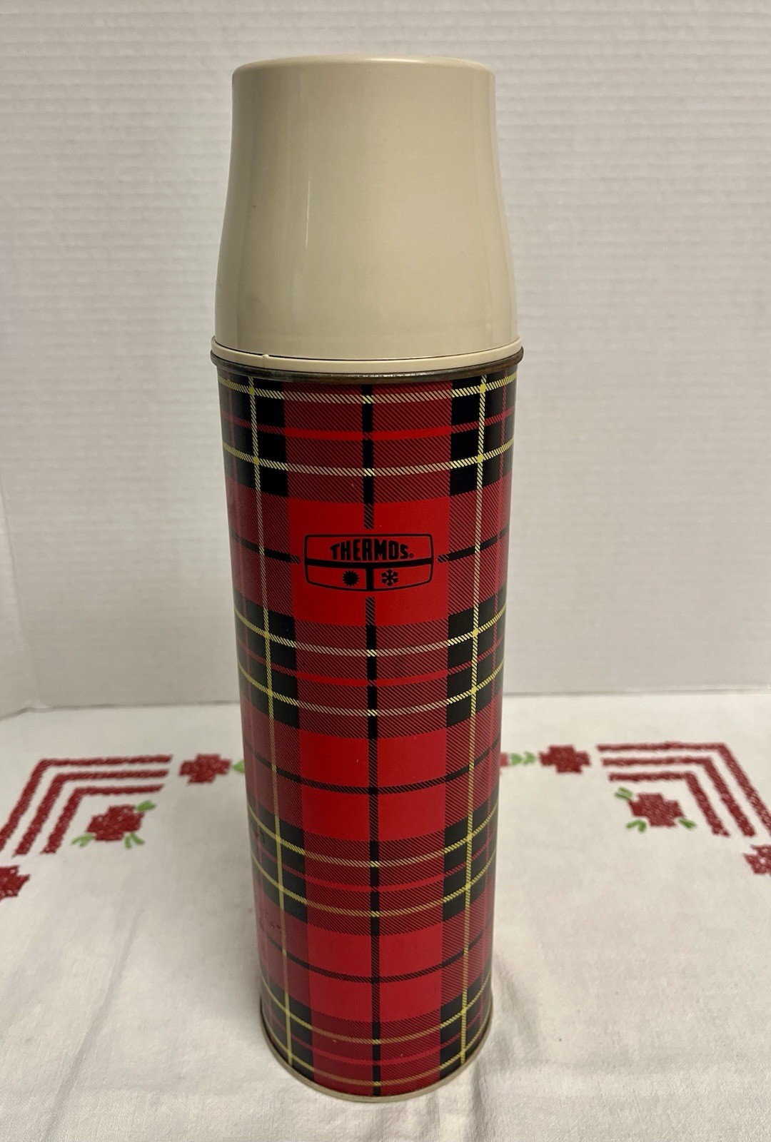 1973 Vintage King Seeley Thermos Red Tartan Plaid Christmas Holiday Decor, vintage holiday decor from the 1970s