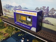 Dapol B578 (OO) Blue Circle Cement 4 Wheeled Presflo Wagon.