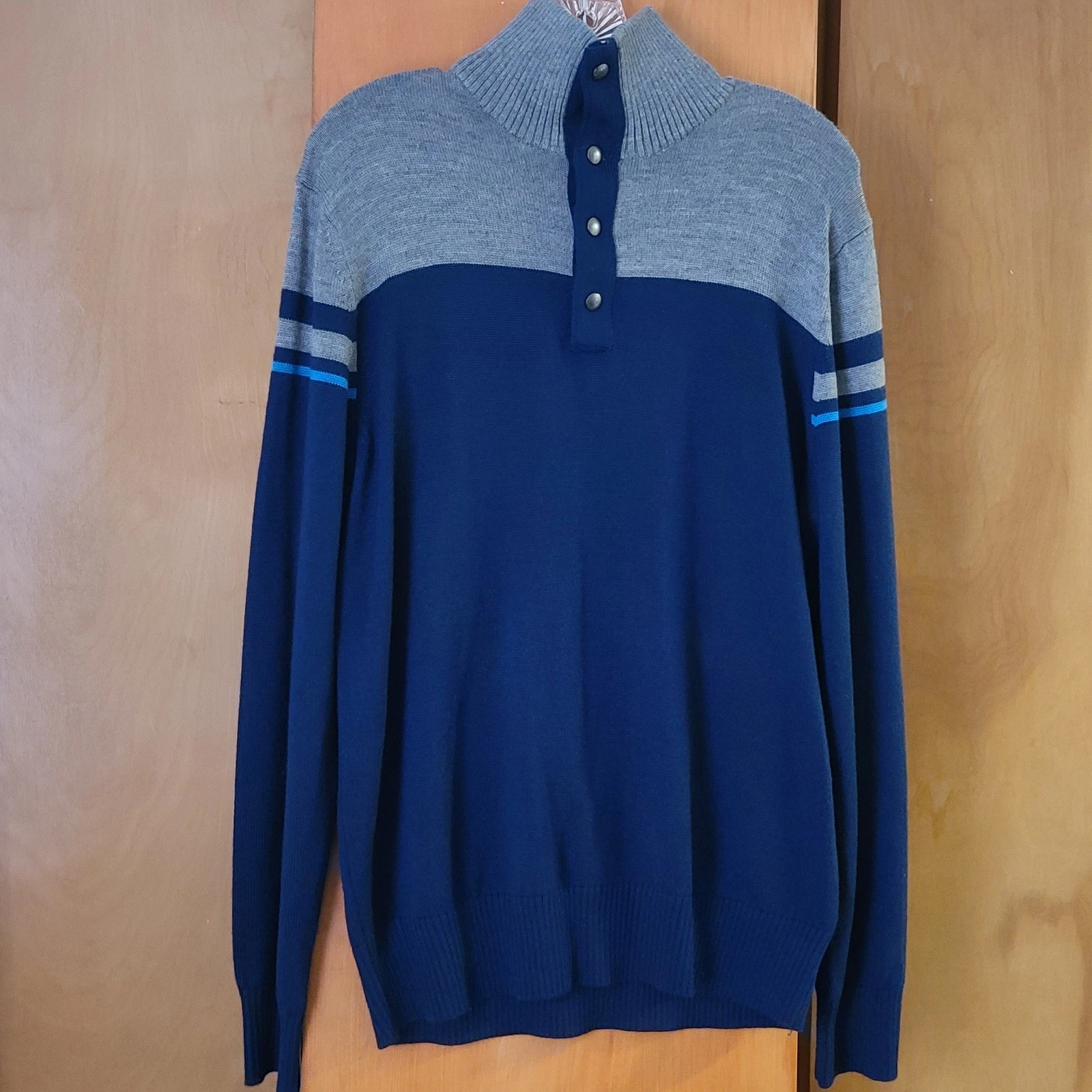 Mens Banana Republic Pullover Sweater Large Snap Button Placket Color Block