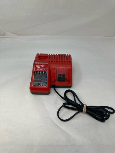 Charger For Milwaukee M12 & M18 Lithium Batteries – 48-59-1812, 48-11-1860