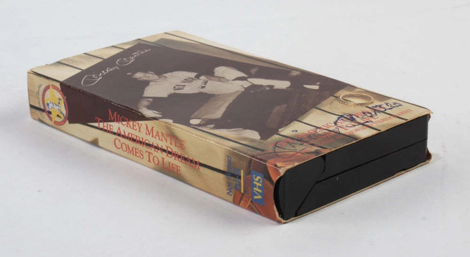 Mickey Mantle Signed (JSA ALOA) "Mickey Mantle: The American Dream Come To Life" - Image 4 of 4