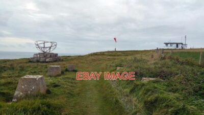 FOTOBASIS VON RADAR-LUFTMAST UND RADAR-DENKMAL AUF DER ST. ALDHELM'S HEAD ISLE OF