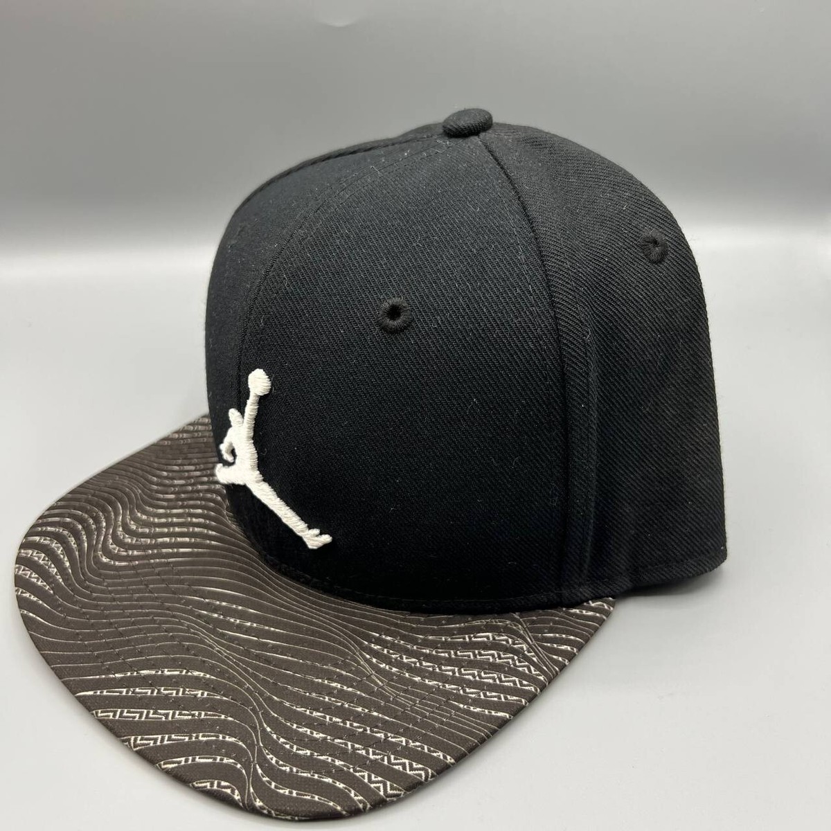 Air Jordan Hat Men Black Retro Embroidered Logo Jumpman Snap Back